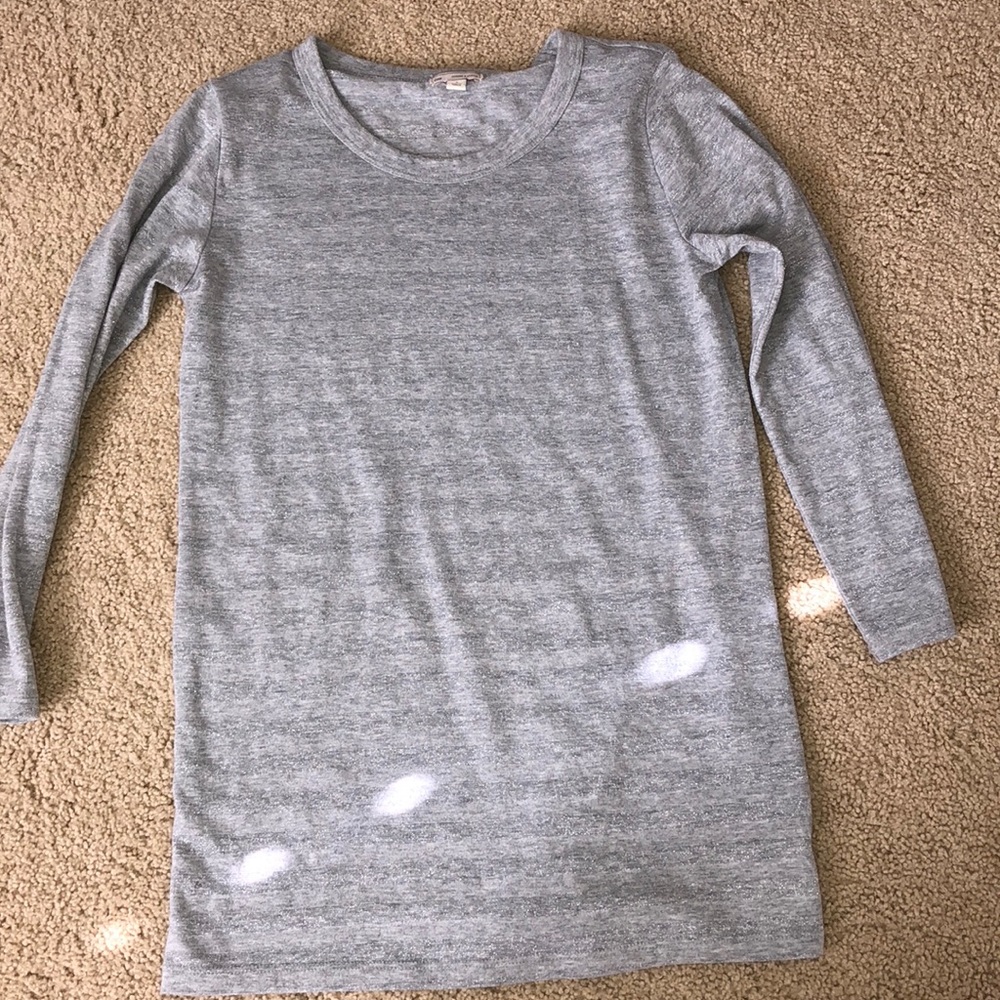 GAP Silver quarter sleeve shirt